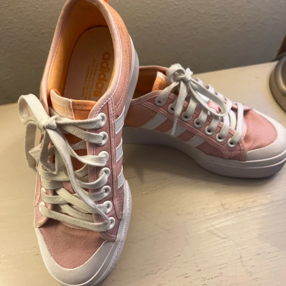 adidas Nizzah Originals Ombré Platform Sneaker